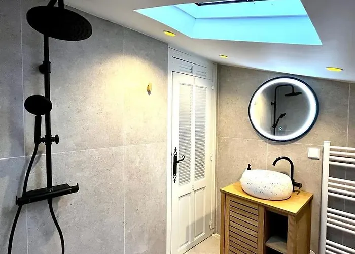 Bella Casa - New Full House For 3 W Ac, Wi-Fi & Terrasses